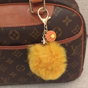 Waffle Charm, Gold Star, Brown Pom Gold Keychain
